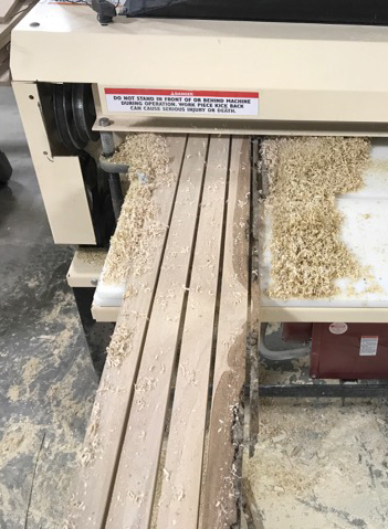 Here's the Woodmaster's gang rip saw feature in action. 1 board in, perfect blanks out.